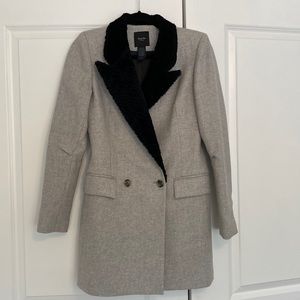Smythe grey wool double breasted coat with faux fur collar